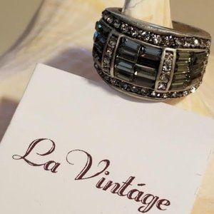 LaVintage Black Diamond-Crystal Ring